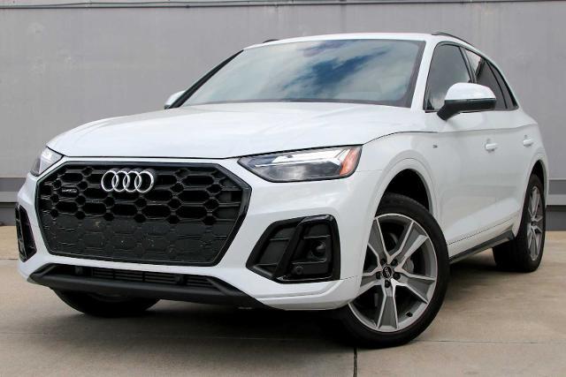 2025 Audi Q5 Vehicle Photo in SUGAR LAND, TX 77478