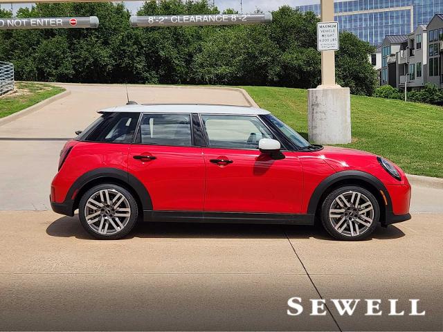 2025 MINI Cooper Hardtop 4 Door Vehicle Photo in PLANO, TX 75024