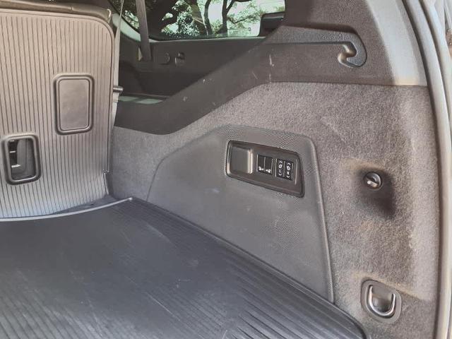 2022 Cadillac Escalade ESV Vehicle Photo in San Antonio, TX 78230-1001